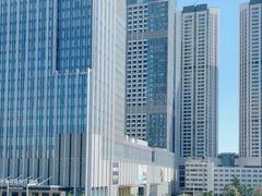 -香格里拉鱼跃地中海西餐厅·牛排披萨