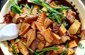 Braised Tofu with Pork Belly
