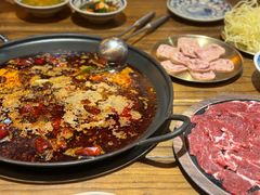 -旧街市鲜货老火锅(大光路店)