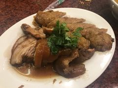 -猪脚洪隆江猪脚饭