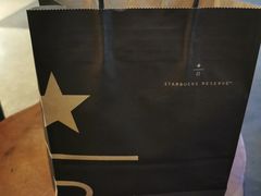 -星巴克臻选(广州高德置地秋广场店)