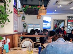 -魏铭鱼头捞饭(晋阳路店)