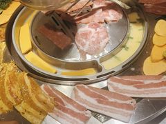 -哈哈碳都·牛肋条无限自助烤肉(台江万达店)