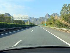 -钟山水墨田园