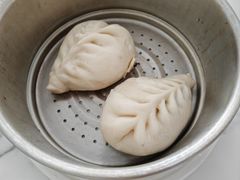黑洋沙小包子-白玉兰食品(中山公园龙之梦店)