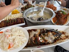 -美顺香食府鱼头老店(雪野湖店)