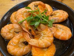 -老东镇啤酒屋海鲜加工·蒸汽海鲜·海鲜烧烤(台东店)