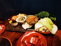 -洞庭洲·防空洞火锅·烧烤·铜锅涮肉(新百广场店)