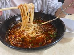 酸辣煮米线-啰啰冰屋(景洪总店)