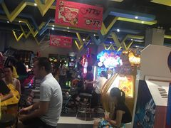 -反斗乐园π·电玩·高空拓展·蹦床(龙华天虹店)