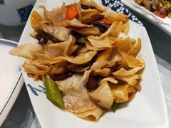 野生竹耳炒肉-禾悟农·农家私房菜