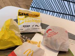 -麦当劳(保利若比邻店)