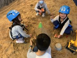 -PIPIKINGDOM皮皮王国欢乐号(欢乐海岸购物中心店)