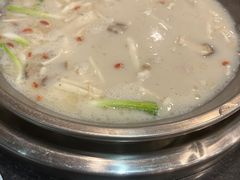 -老来福·非遗酸汤兔(凯旋路店)