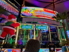 -Famous肥猫墨西哥音乐餐吧(五棵松华熙LIVE店)