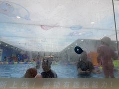 -龙格亲子游泳·水育早教运动中心(龙湾天街店)