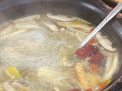 -濠轩阁特色生蚝火锅(水湾路店)