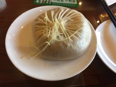 陈士荣蟹黄汤包-鸿运酒楼