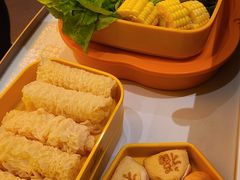 -润园四季椰子鸡火锅(卓越INTOWN店)
