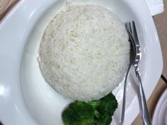 -佰搭果·广式茶餐厅(西华路店)