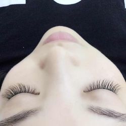 米卡美甲沙龙-EMILY艾枚莉美甲美睫·美颜·现磨咖啡