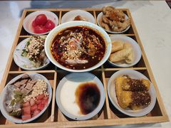 -芙蓉巷成都名小吃(大卫城店)