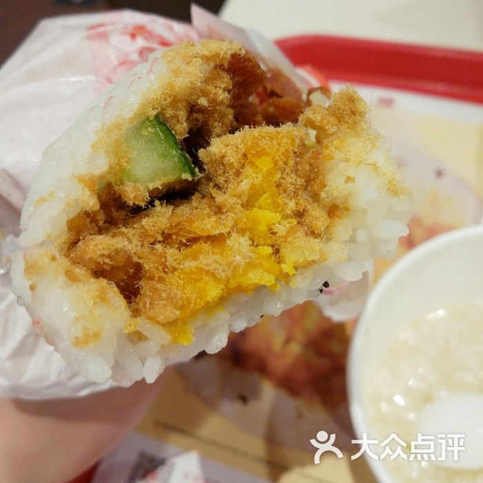 肯德基金沙咸蛋黄肉酥饭团图片-北京快餐简餐-大众点评网