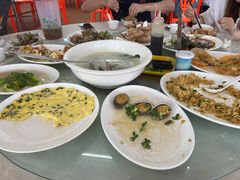 -红月湾海鲜饭店•沙滩海景(双月湾店)