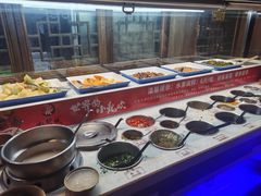 -小龙坎火锅(湖滨银泰in77店)