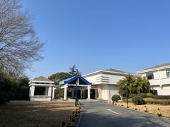 -春兰国宾馆(凤城河风景区老街店)