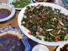 特色尖椒兔-江湖黑大兔(杨家坪店)