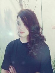 -水灵珑美容造型中心