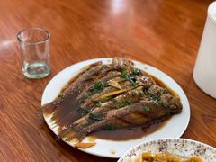-胡子饮食店