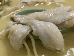 舟山野生小黄鱼汤面-明呈黄鱼面馆(斜土路店)