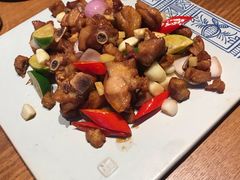 -云海肴·汽锅鸡·云南菜(天山百盛优客店)