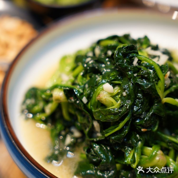 怎么会有这么好吃的店啊！这一餐我真真的吃服了！[调皮]