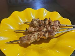 -烤肉小伙烤肉店