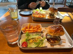 -HUZI虎滋精酿餐吧(京西大悦城店)