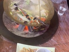 -江湖亮亮蒸虾大排档烤全羊清真(武汉总店)