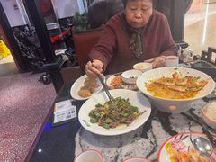 -新白鹿餐厅(百联中环店)