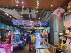 -探奇乐园蹦床公园(日月广场店)