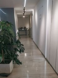 -OM瑜伽教练培训学院