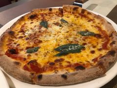 玛格丽特原味披萨-BONAZZA 意大利餐厅
