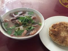 -清真八大碗(G6辅路店)