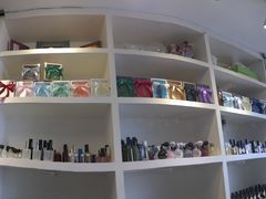 -墨more调香馆DIY自调香水(博雅国际中心B座店)