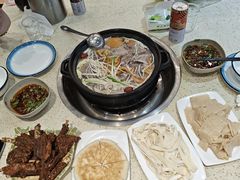 -九寨特色牦牛肉汤锅 羊肉汤锅