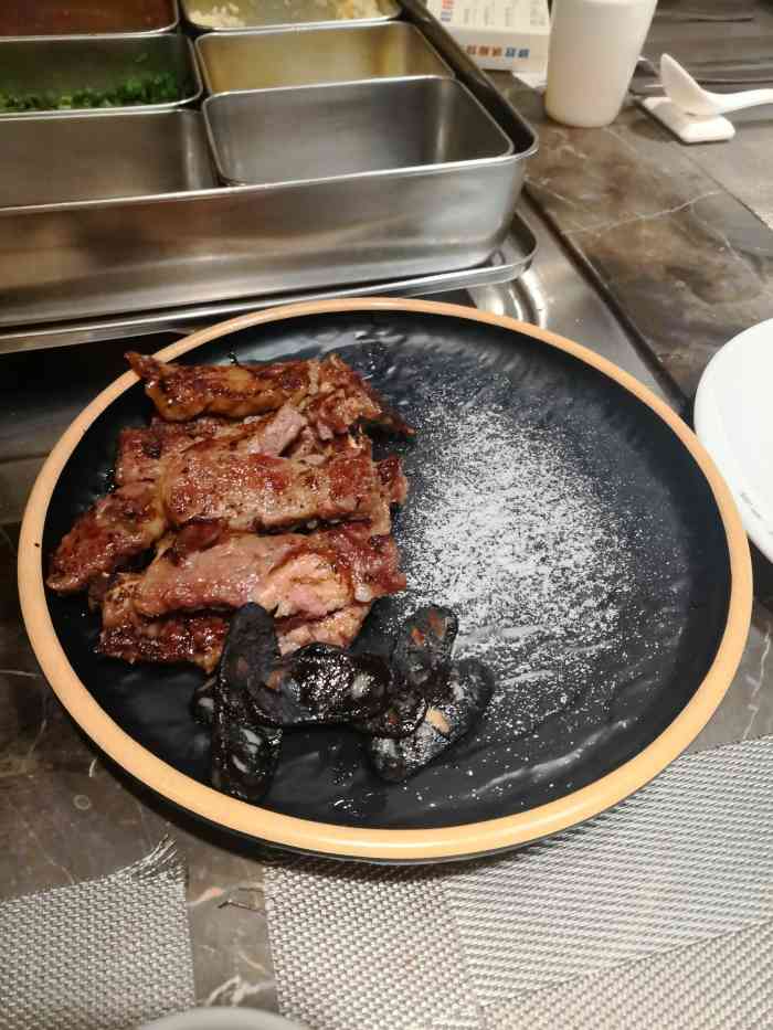 品·享法(凯德壹中心店)-"[服务铃]服务:这里最主要是有专门厨师.