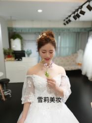 -雪莉美妆婚纱馆