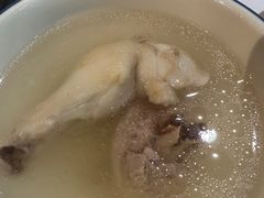 -三个椰子·现砍椰子鸡(金源CBD店)