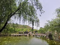 -灵岩山风景区